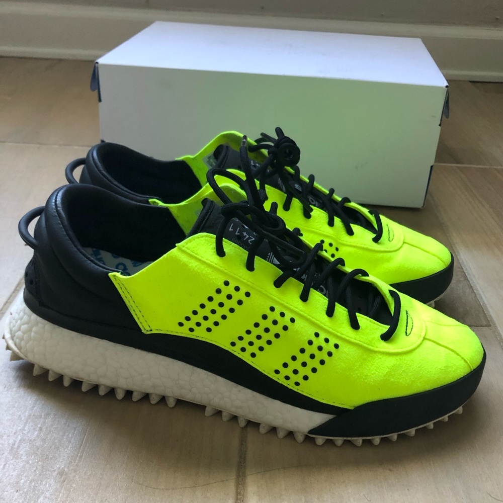 Alexander Wang x adidas hike lo